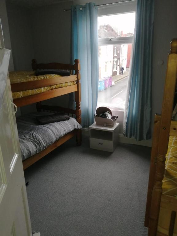 Westcott Road Home room 6